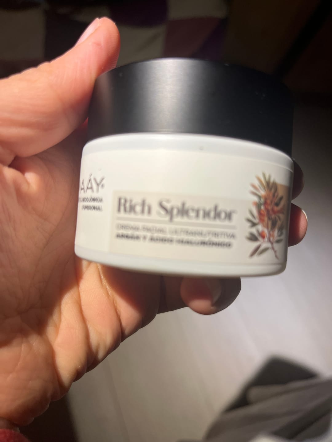 Customer photo review of Crema de Ácido Hialurónico + Argán