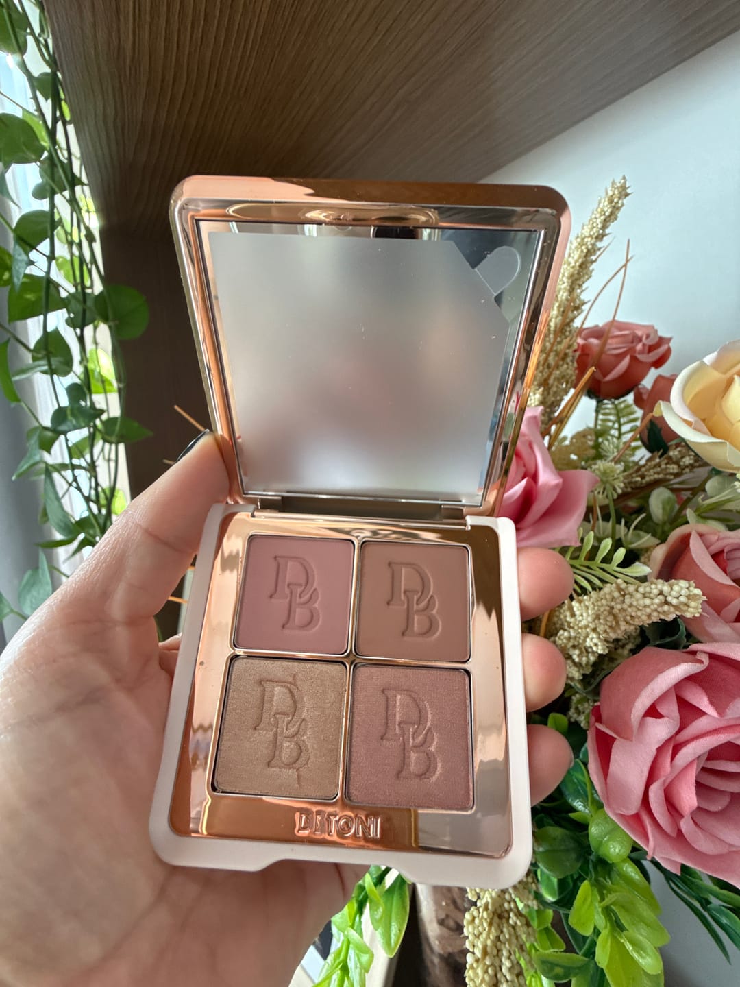 Customer photo review of EASY EYE PALLETE | SOFT ROSE - QUARTETO DE SOMBRAS