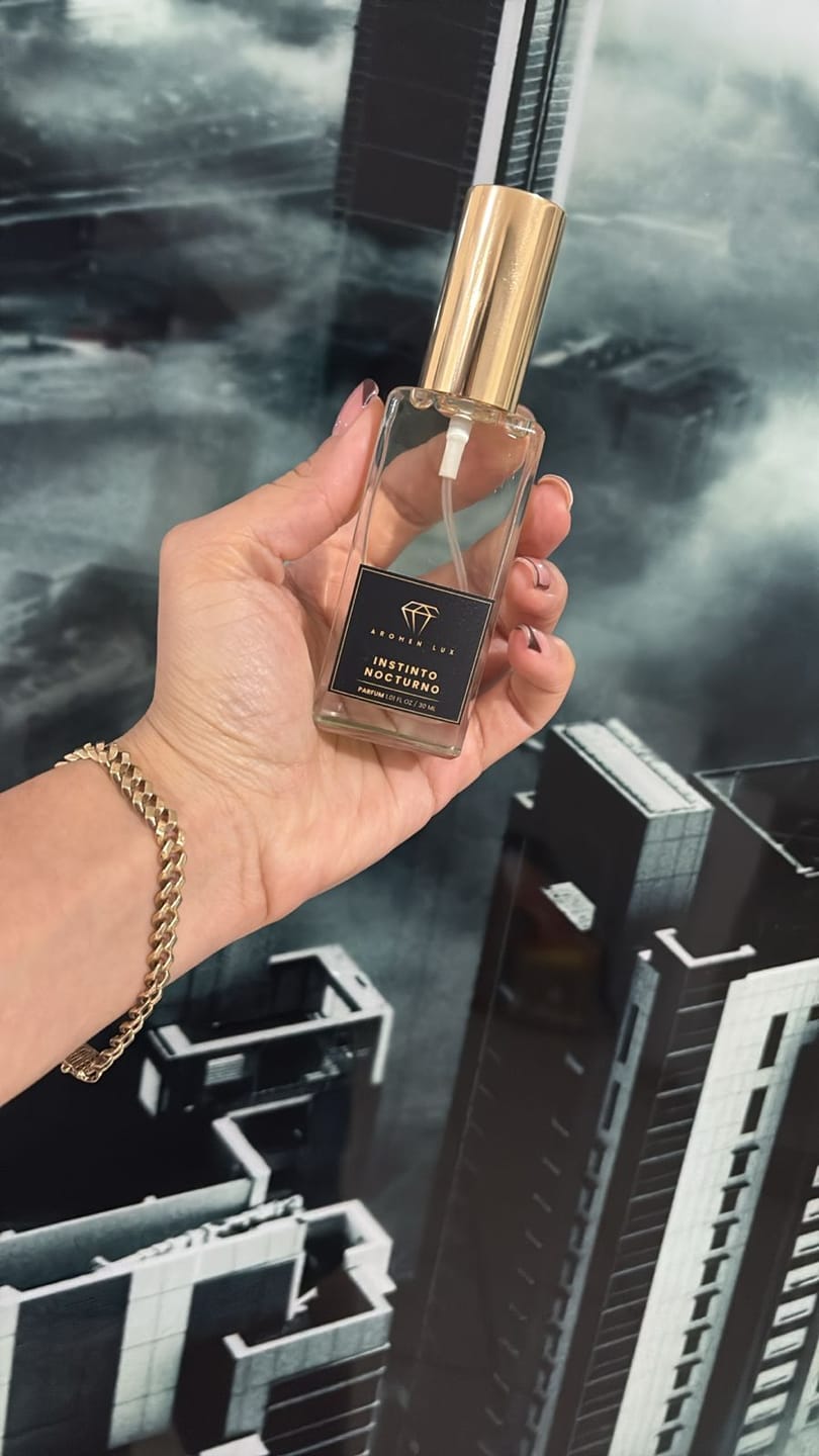 Customer photo review of Instinto Nocturno (Inspirado en Sauvage Elixir – Dior)