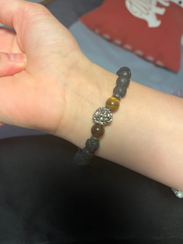 Customer photo review of Bracelet Hastiin "Lion"