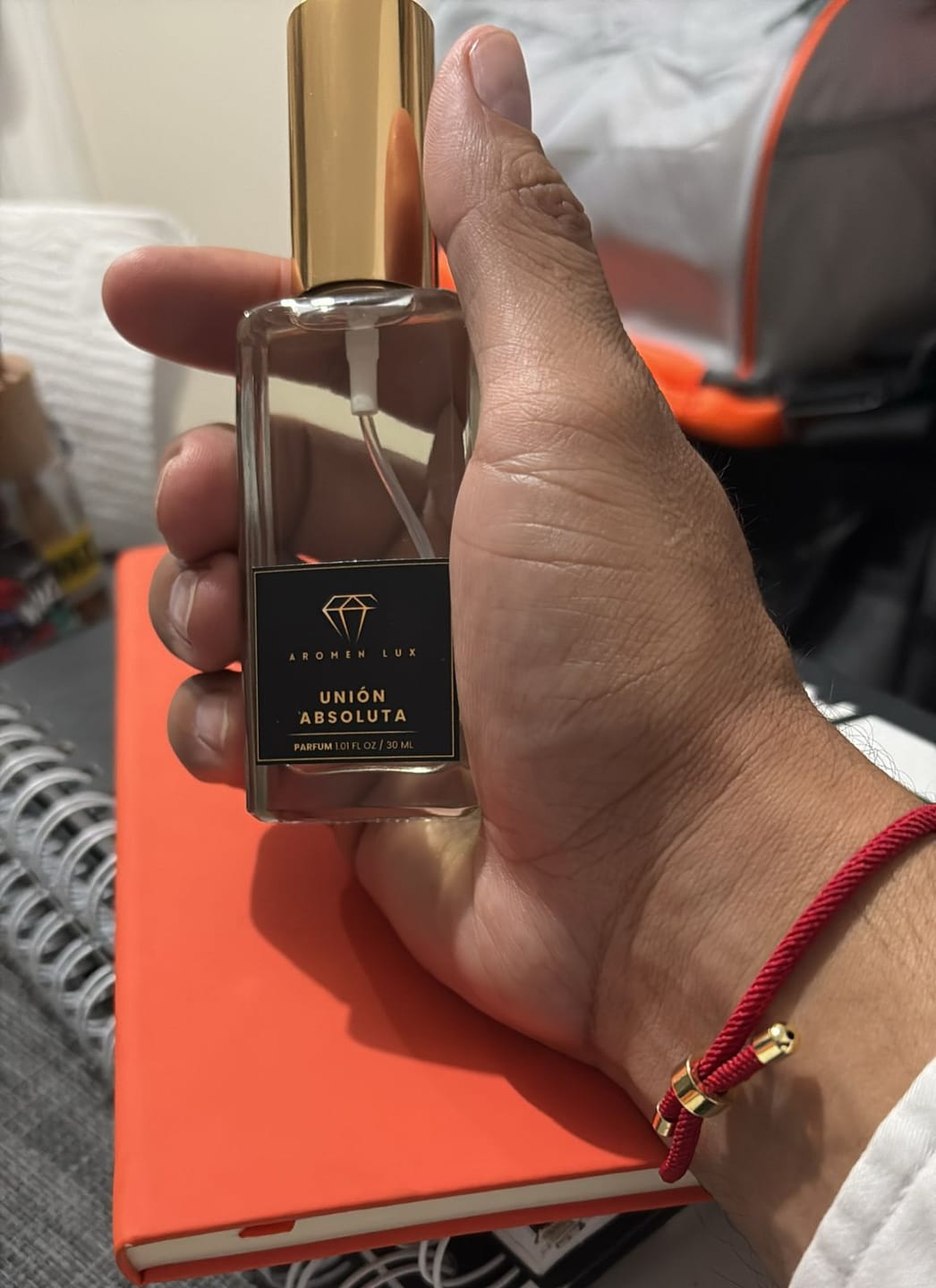 Customer photo review of Unión Absoluta (Inspirado en Stronger With You – Armani)