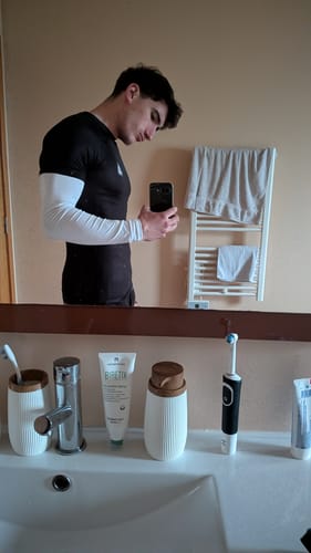 Customer photo review of Short sleeve Compression T-shirt