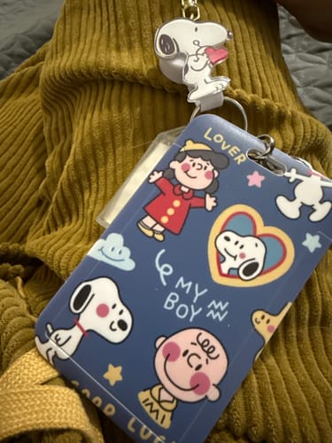 Customer photo review of Peanuts Snoopy Card Holder