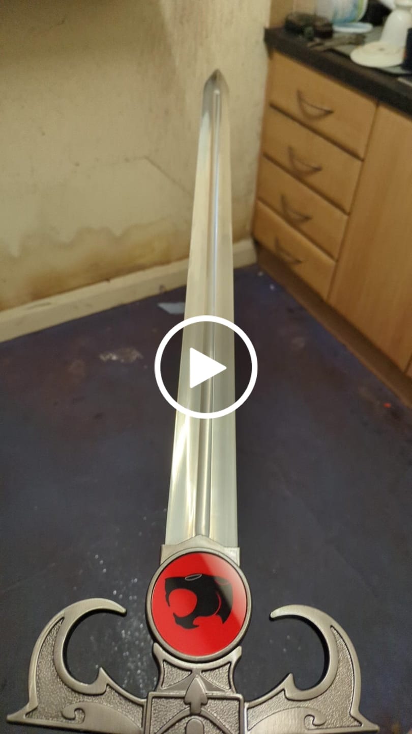 Customer video review of Thundercats - Deluxe Sword Of Omens