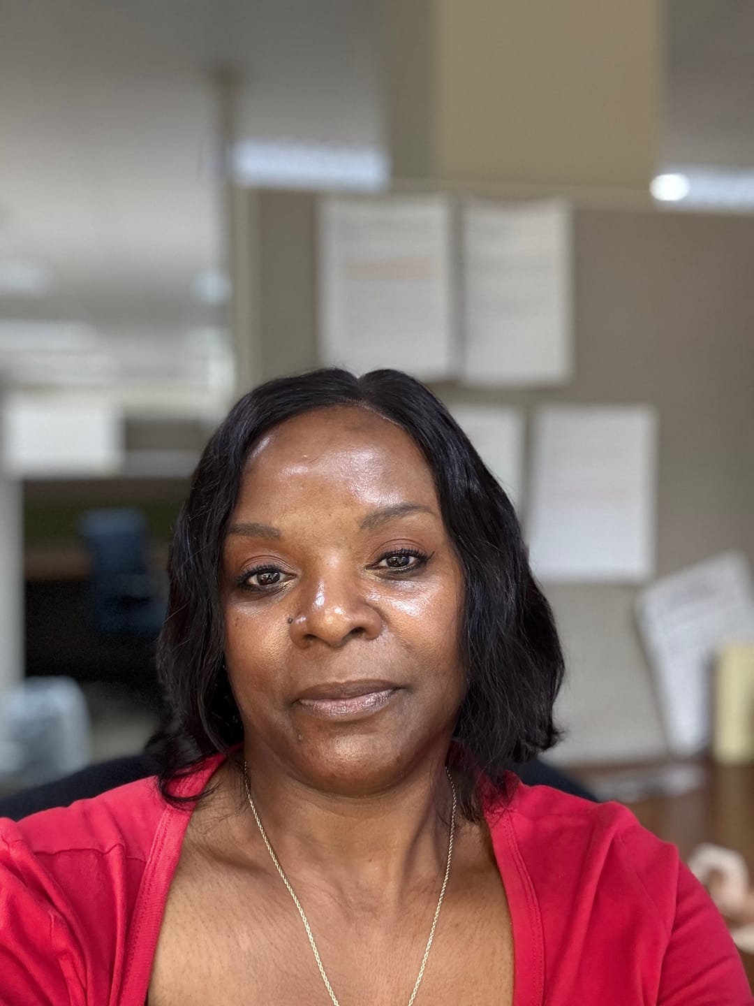 Customer photo review of Model Model Dream Weaver 100% Human Hair Glueless HD Lace Front Wig - SOFT WAVE 10"