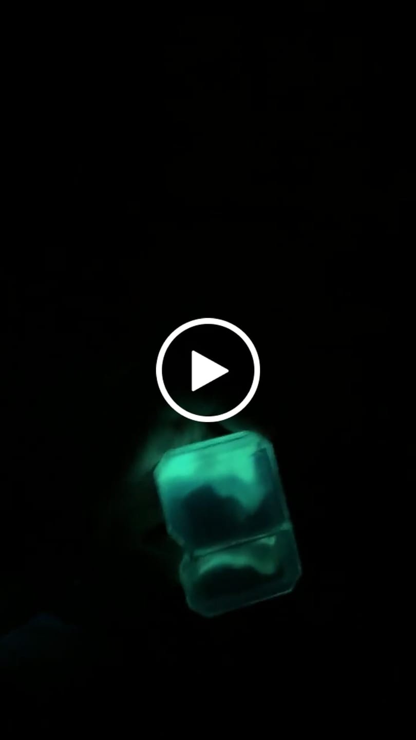 Customer video review of Glowing Sands Lighter