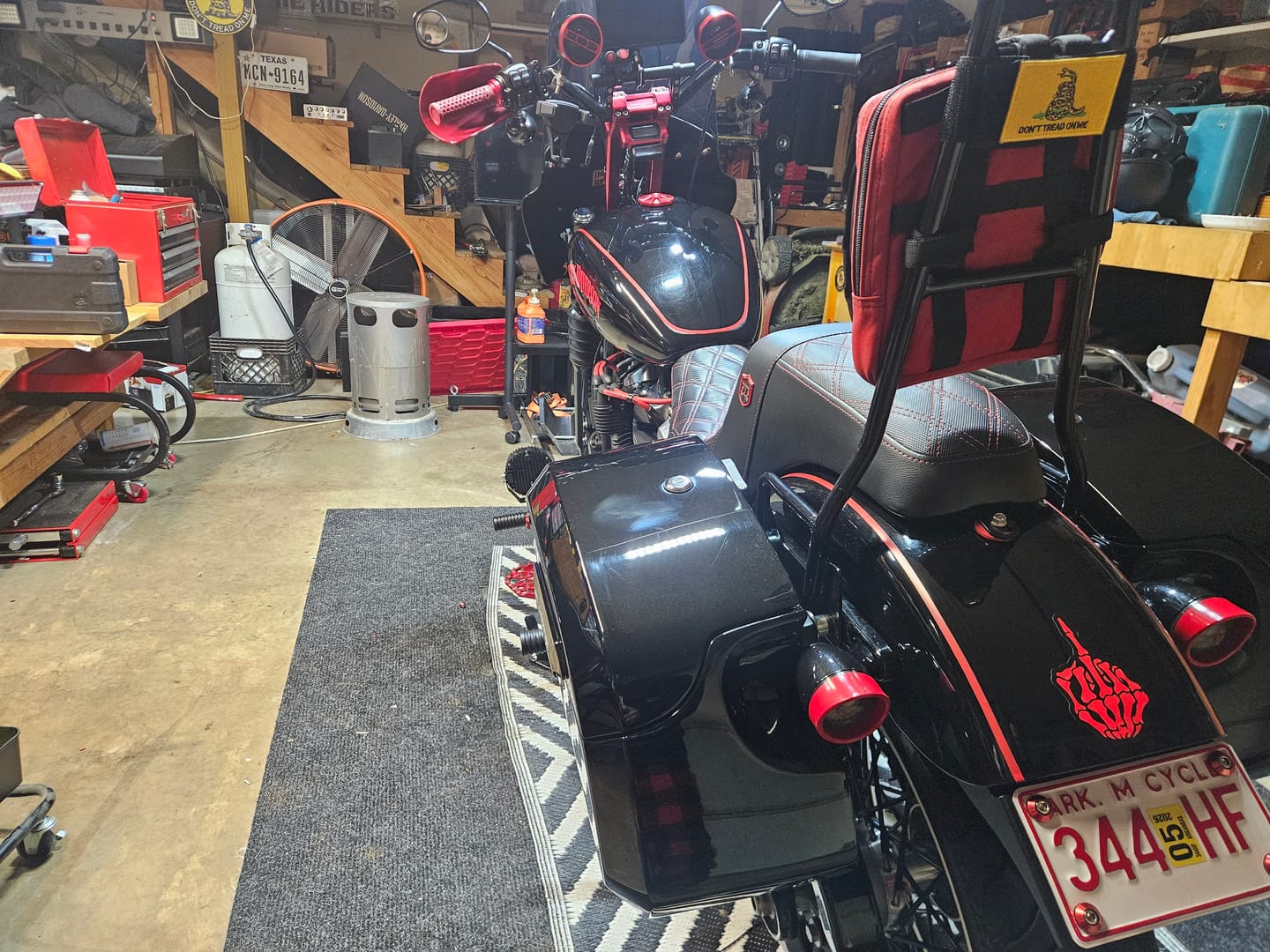 Customer photo review of 32L - Darkin Large Quick Mount Painted Hard Saddlebags for Harley Softail Street Bob FXBB