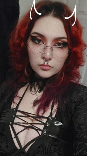 Customer photo review of Batty Eyeglasses