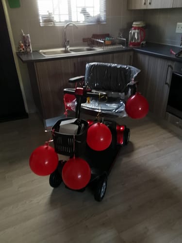 Customer photo review of iGo Compact Mobility Scooter -NAPPI CODE:- 243516001 |SAS420