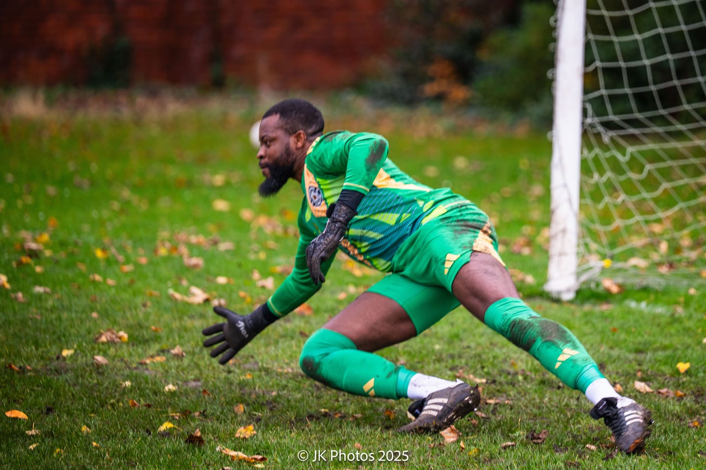Customer photo review of VOS Match 2.0 Strapped - Black/Volt/Black
