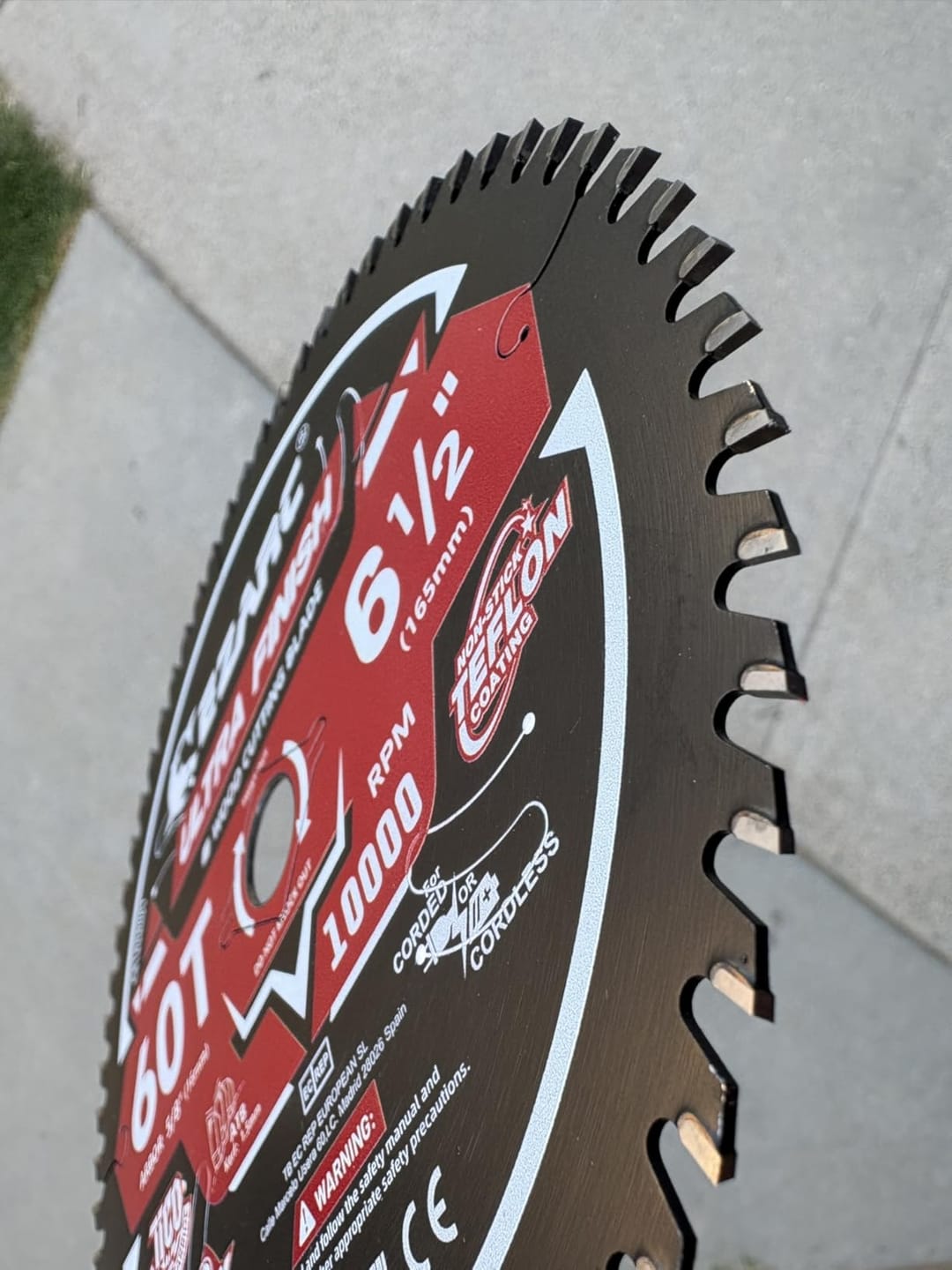 Customer photo review of EZARC 7-1/4 Inch Circular Saw Blades Wood Cutting Blade, Ultra-Thin 1.5mm Kerf, Non-Stick Coating, 2 Pack