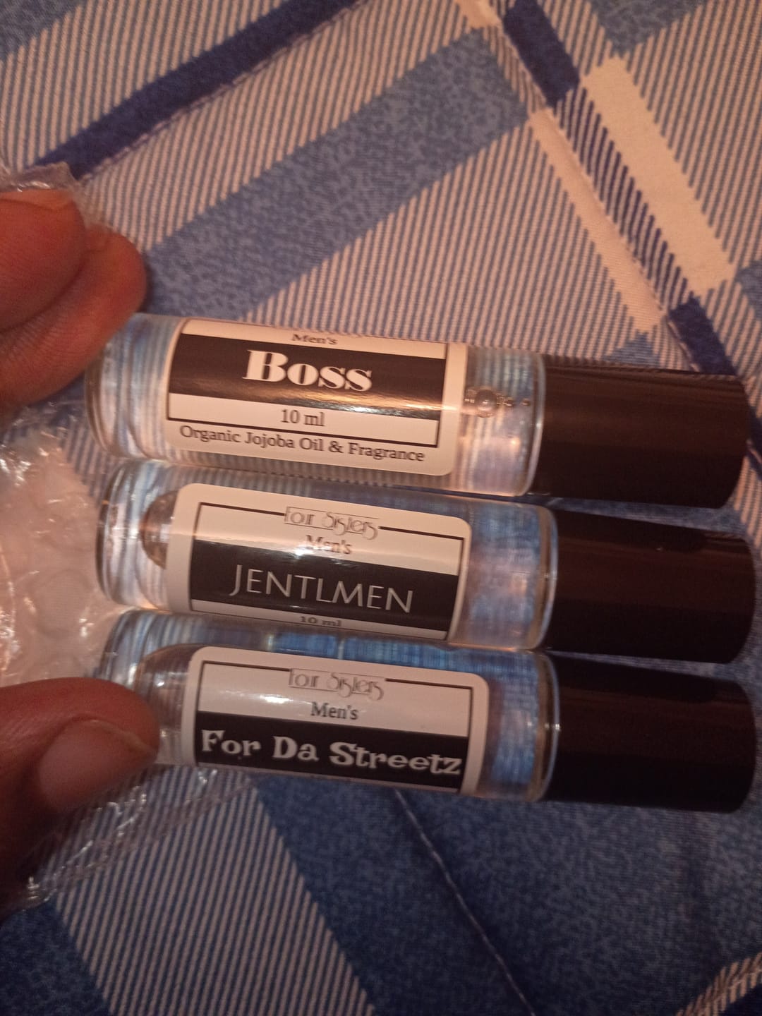 Customer photo review of Men's Cologne Oil Roller