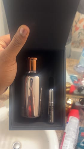 Customer photo review of Bharara King For Men Eau de Parfum Spray