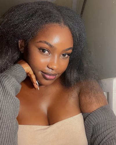 Customer photo review of Brassière Massante Curvélla™