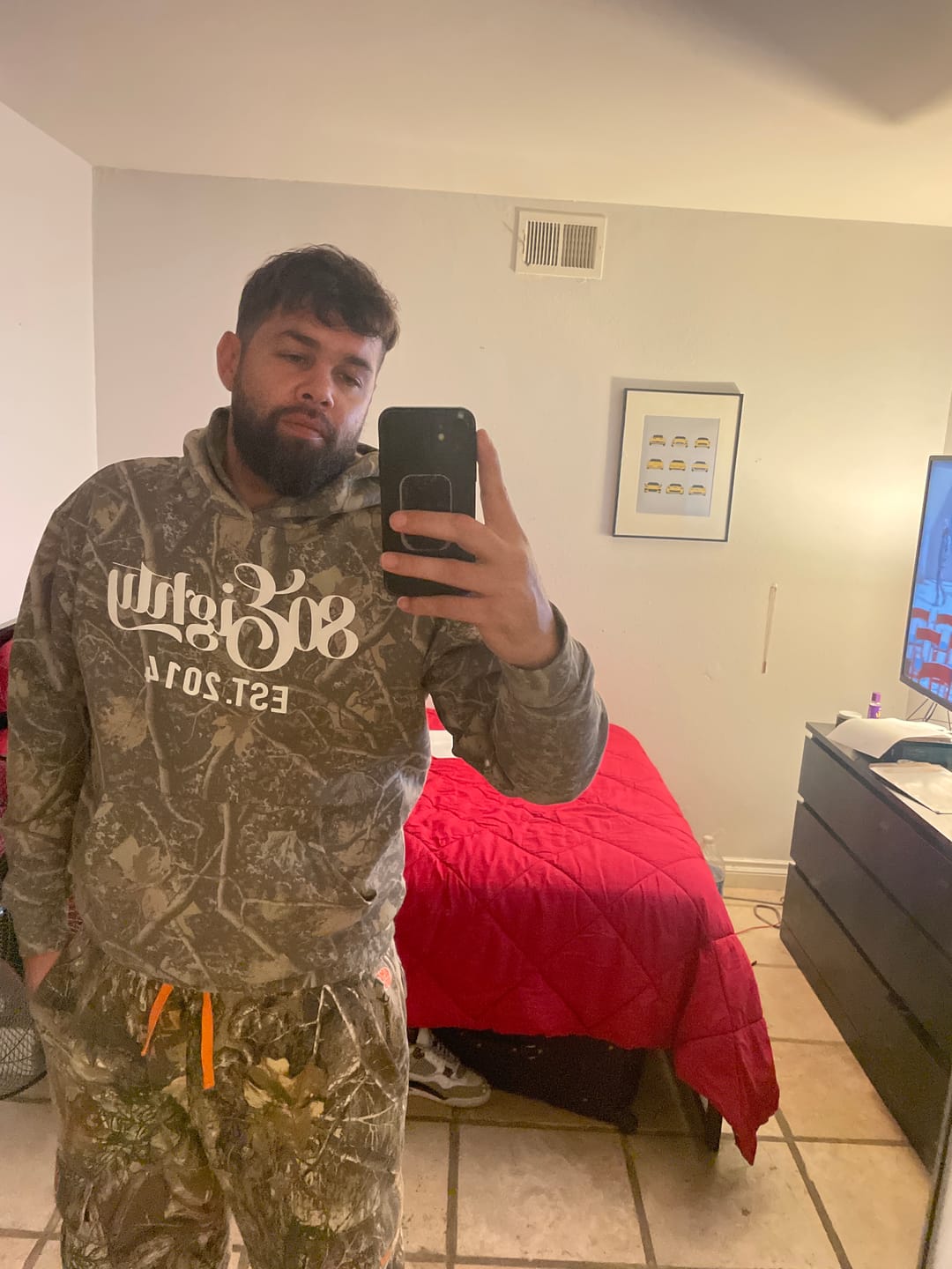 Customer photo review of 80Eighty® DeadWood Boxy HWT Hoodie