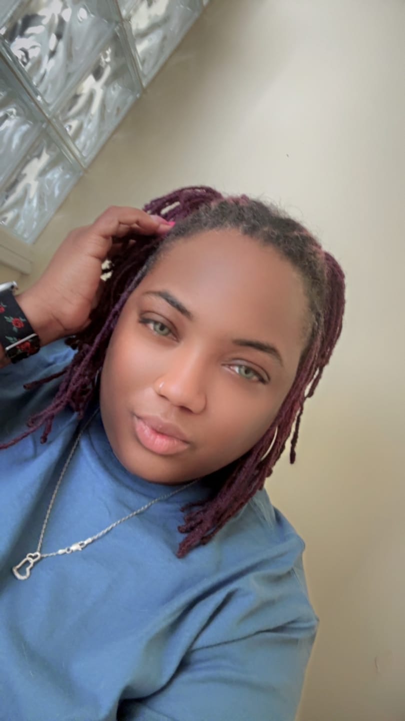 Customer photo review of Amazonia Icy Volcano Gray Prescription Colored Contact Lenses