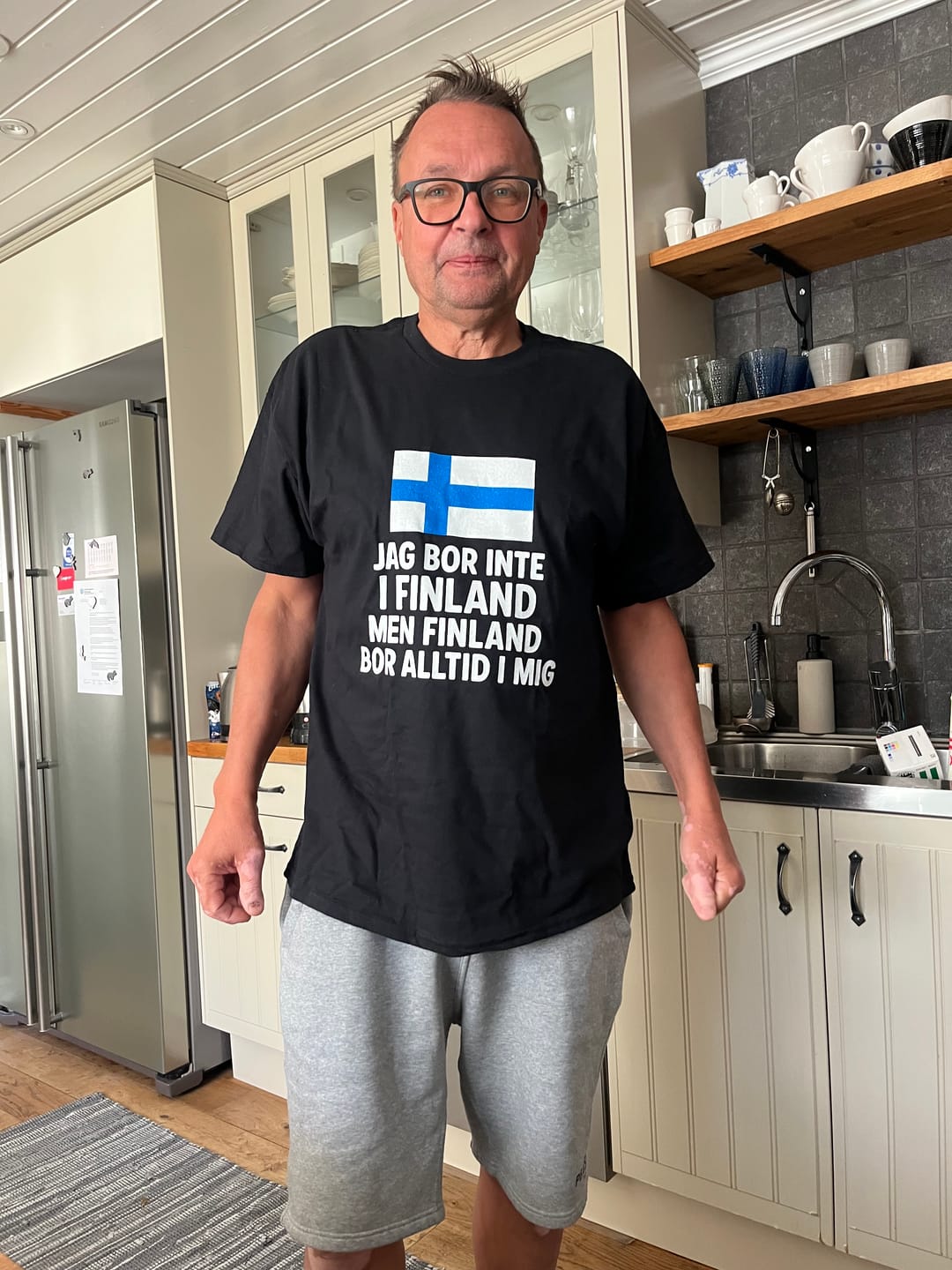 Customer photo review of Finland i hjärtat-tröjan