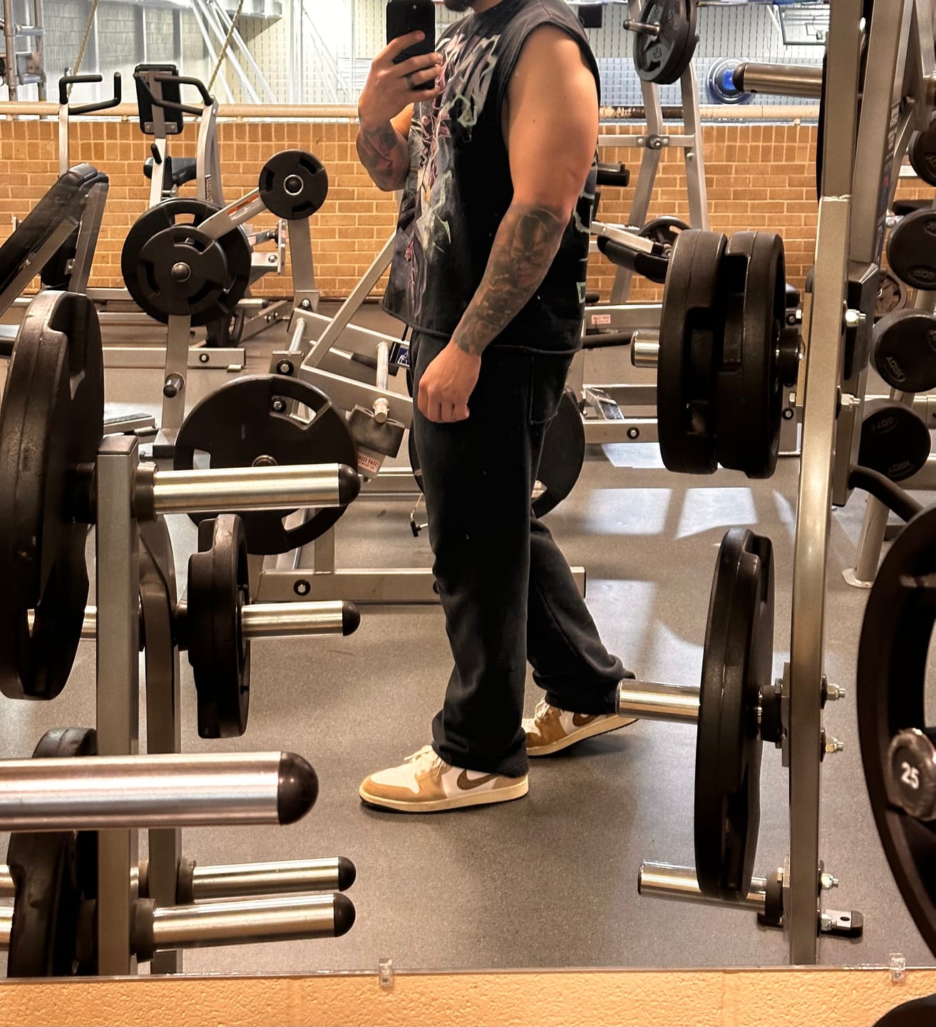 Customer photo review of 2068 - Elevated Essentials - Straight Sweats