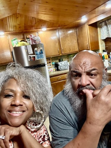 Customer photo review of Luvwin 5x5 Deep Curly Salt And Pepper Glueless Gray Color Pre-Cut Lace Bob Wig