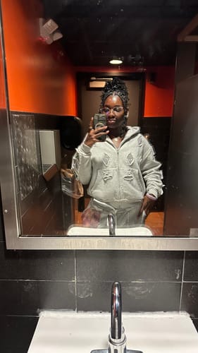 Customer photo review of PLAYBOY ZIP UP