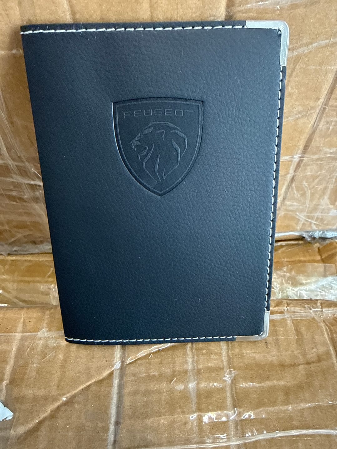 Customer photo review of Porte Carte Grise Peugeot