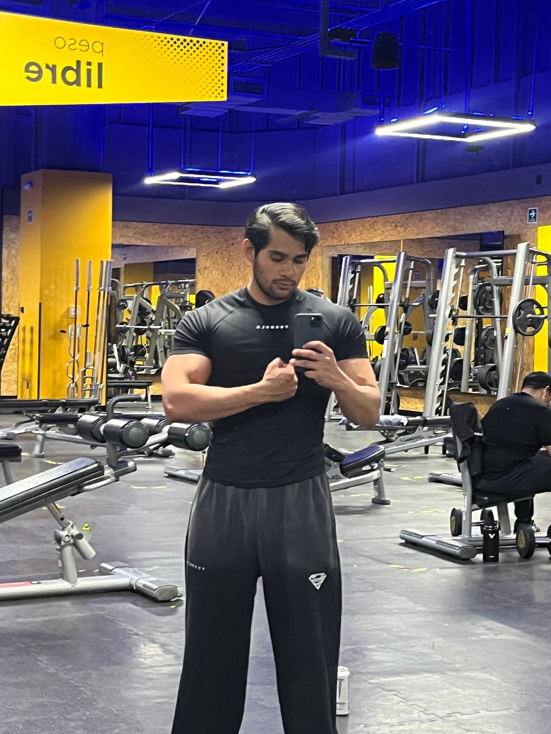 Customer photo review of 2032 - Superman Sweats