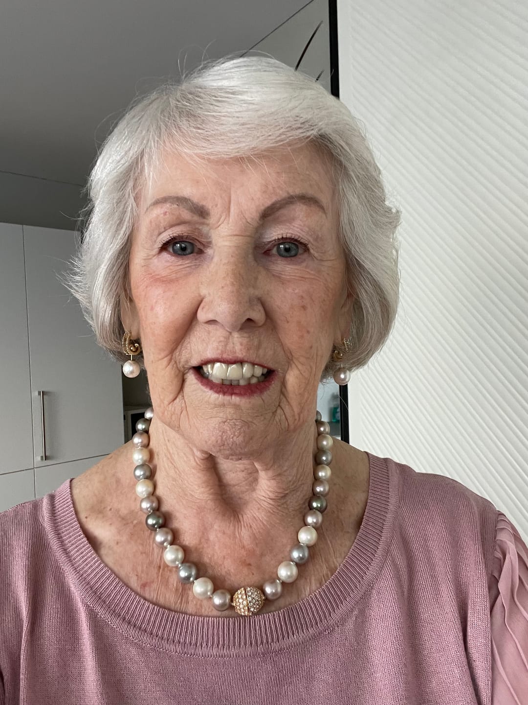 Customer photo review of Essence-Kollagen Gelmaske