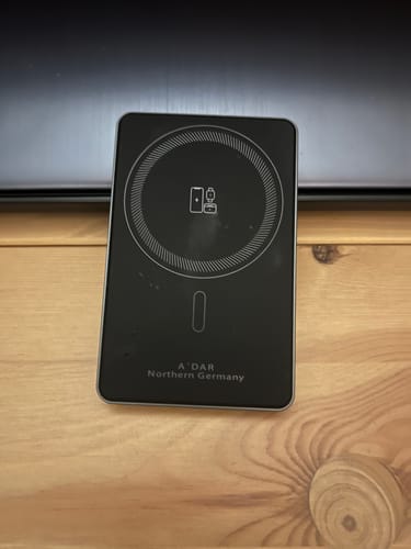 Michael B. review of NordCharge MAX - Magnetische PowerBank(10.000mAh, Slim) image 1 out of 2