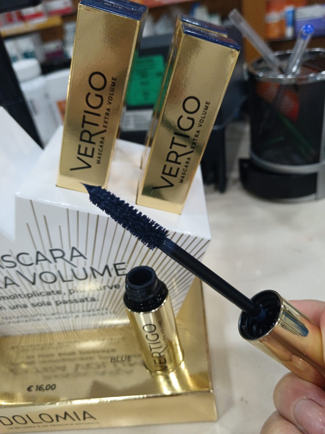 Customer photo review of Mascara Vertigo
