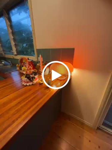 Customer video review of Puffball Lamp | Blood Orange