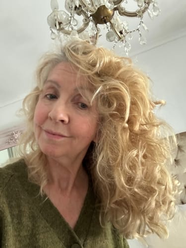 Customer photo review of Cowgirls Sulfate-Free Shampoo With Biotin