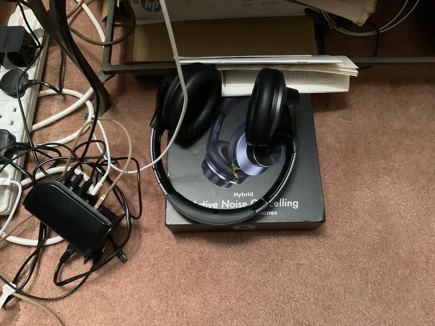 Customer photo review of Oneodio A Series - Bluetooth 5.0 Active Noise Cancelling Wireless Headphones - Built-in Microphone, Type C Charging & Carry Case