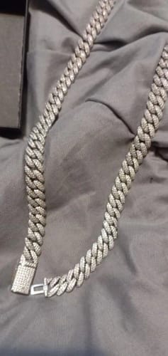 Customer photo review of Iced Out Cuban Chain 10MM (White Gold)