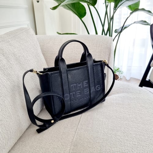 Customer photo review of Marc Jacobs Women's The Leather Small Tote Bag Black