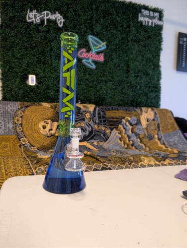 Customer photo review of 18" AFM Pulsar Color Glass Beaker Bong - Ink Blue/ Lime