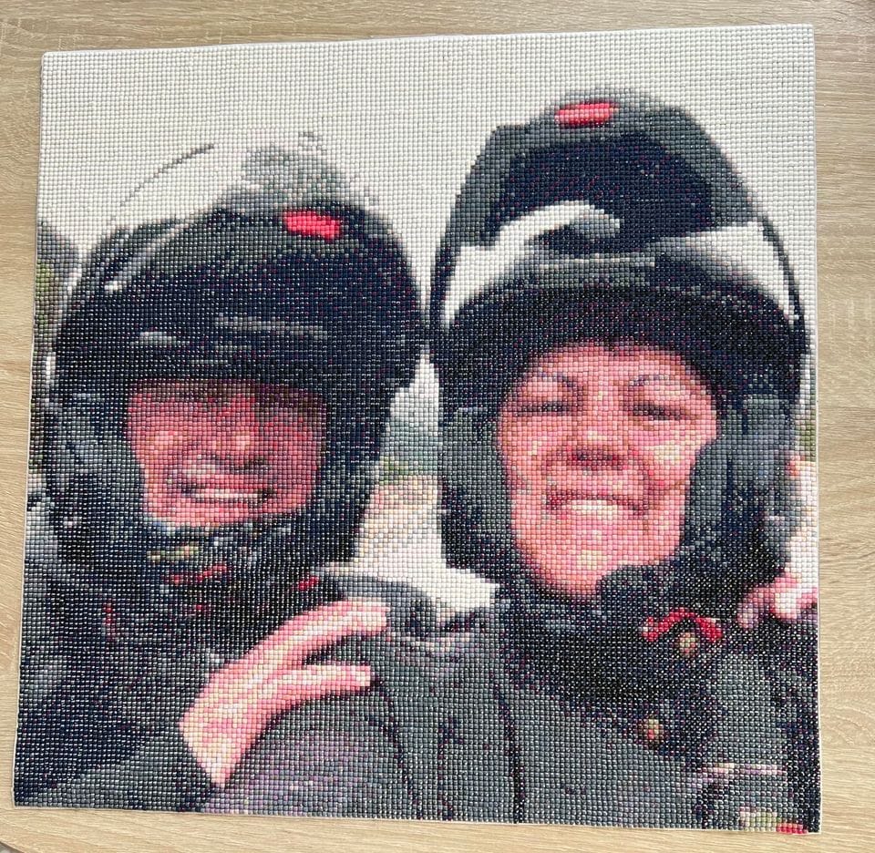 Customer photo review of DIAMOND PAINTING MED DIT EGET FOTO