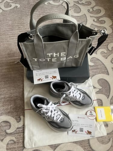 Customer photo review of New Balance 990v6 Grey Junior GC990GL6