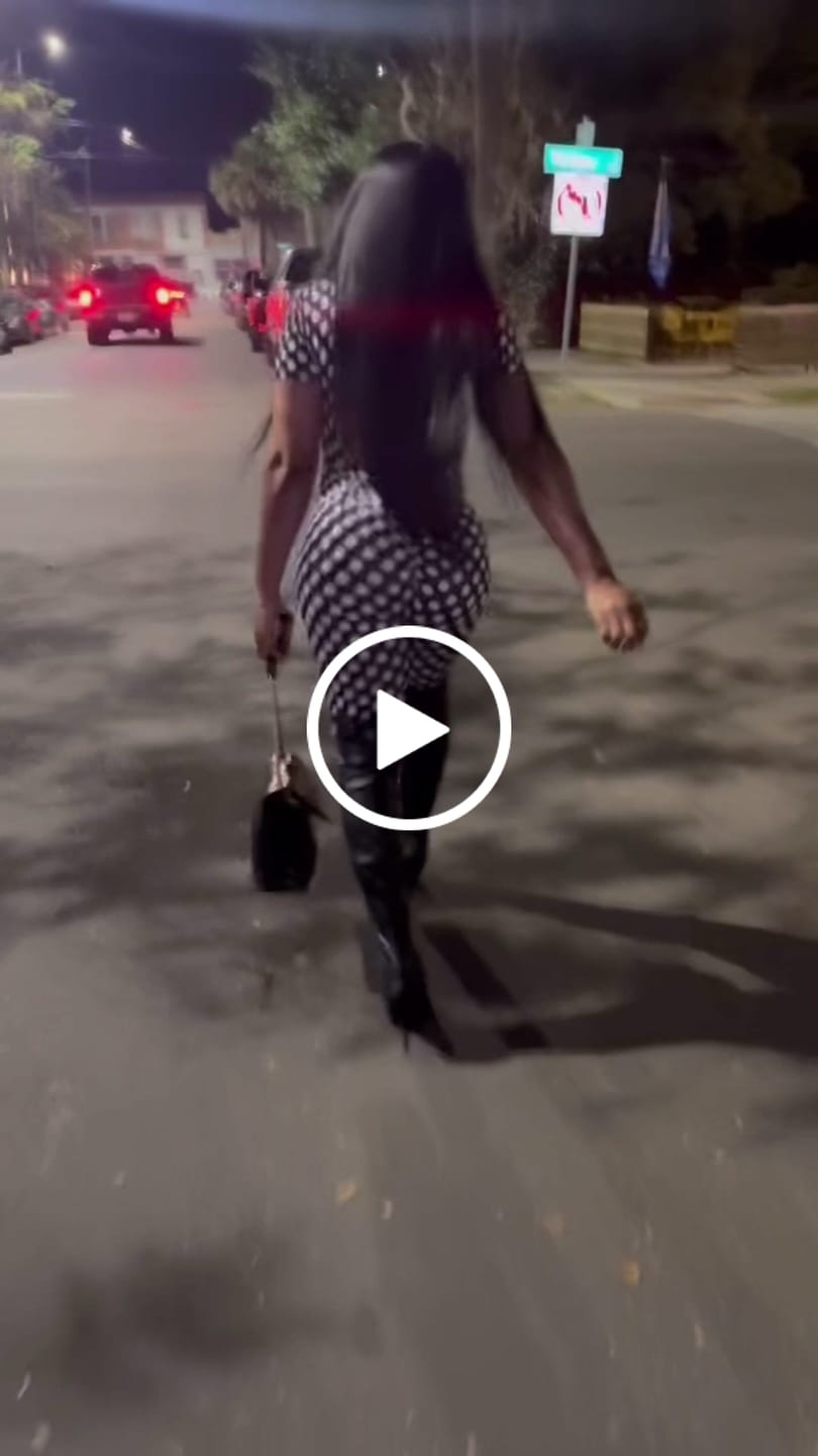 Customer video review of Daisy Capri