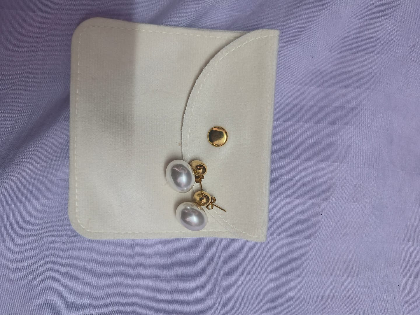 Customer photo review of The Pearl Bubble Studs