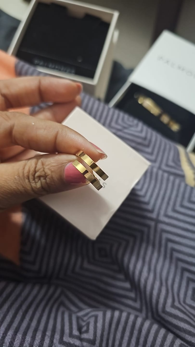 Customer photo review of Lovers Adjustable Ring