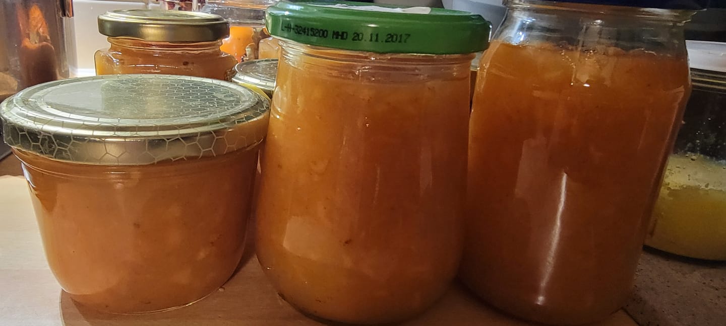 Customer photo review of Kaki "Fuyu" (Apfel-Kaki) von Julian Sparpreis-Box %