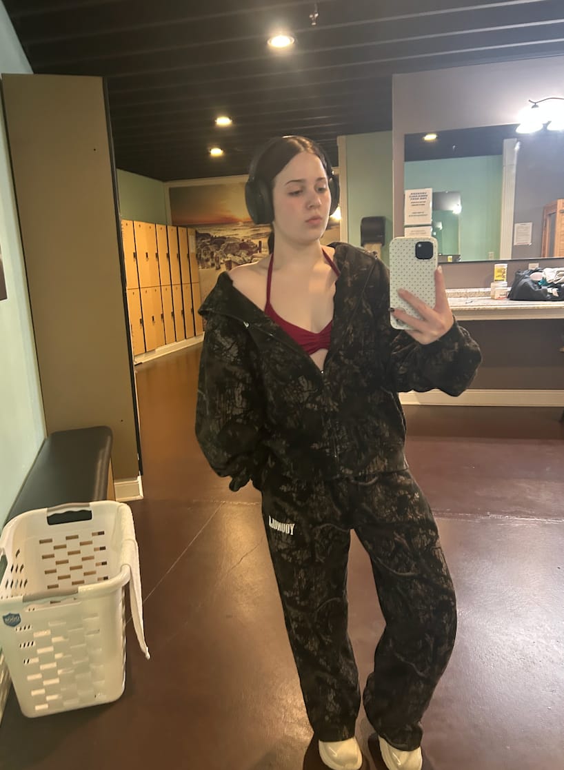 Customer photo review of 5062 - Heritage Zip-Up Hoodies