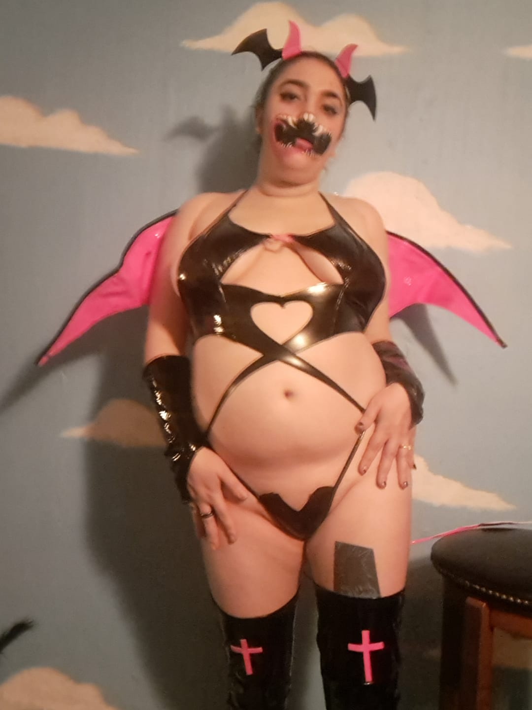 Customer photo review of Cosplay Devil of Lust Succubus Lingerie KO02 (6-Piece Set)