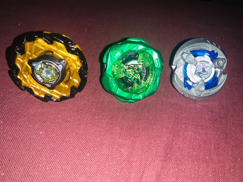 Customer photo review of Takara Tomy Beyblade X CX-11 DECK SET