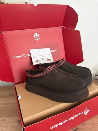 Customer photo review of UGG Women's Tazz II Dusted Cocoa