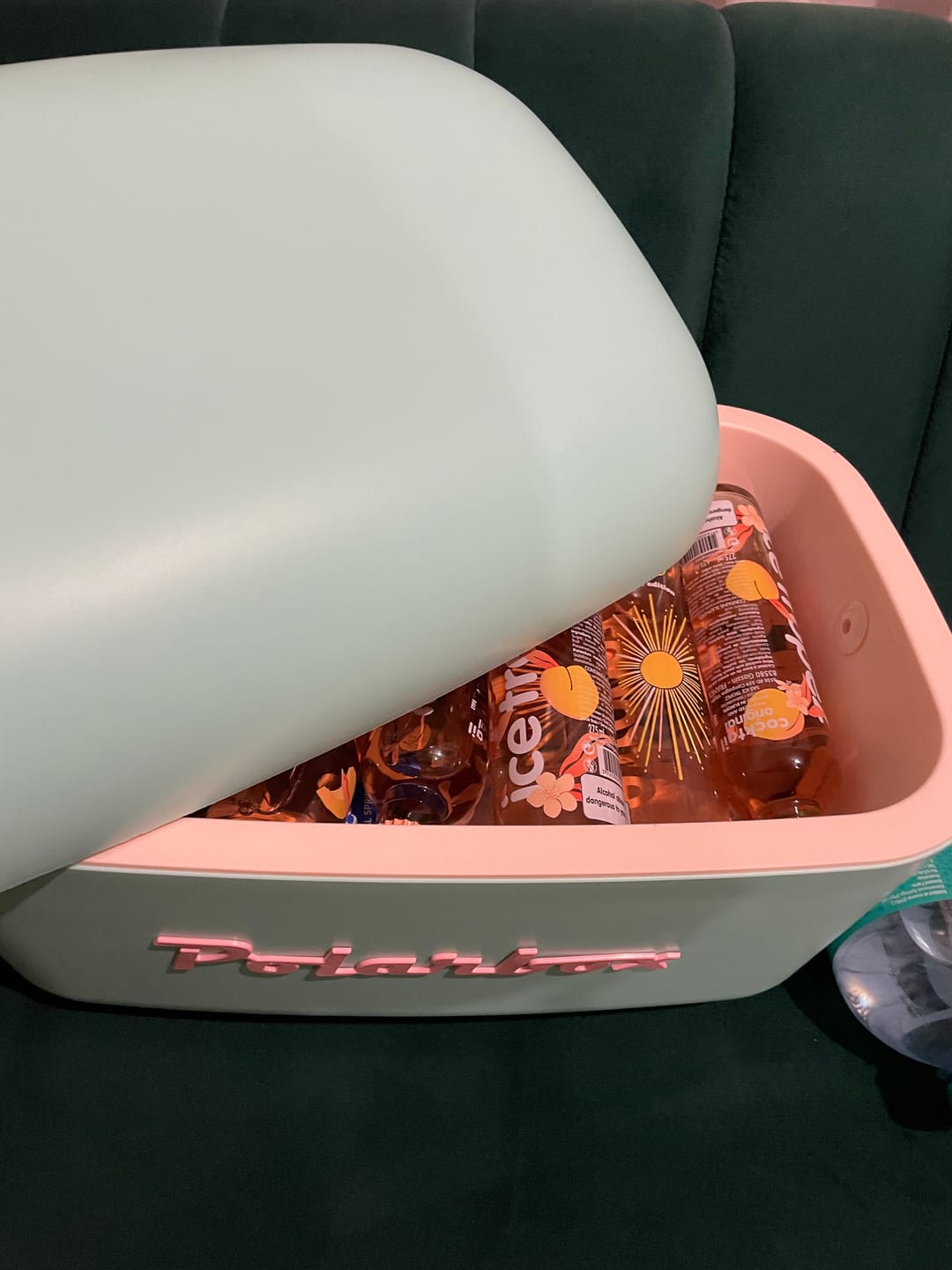 Customer photo review of Polarbox Retro Cooler Box 20L / 12L Turquoise