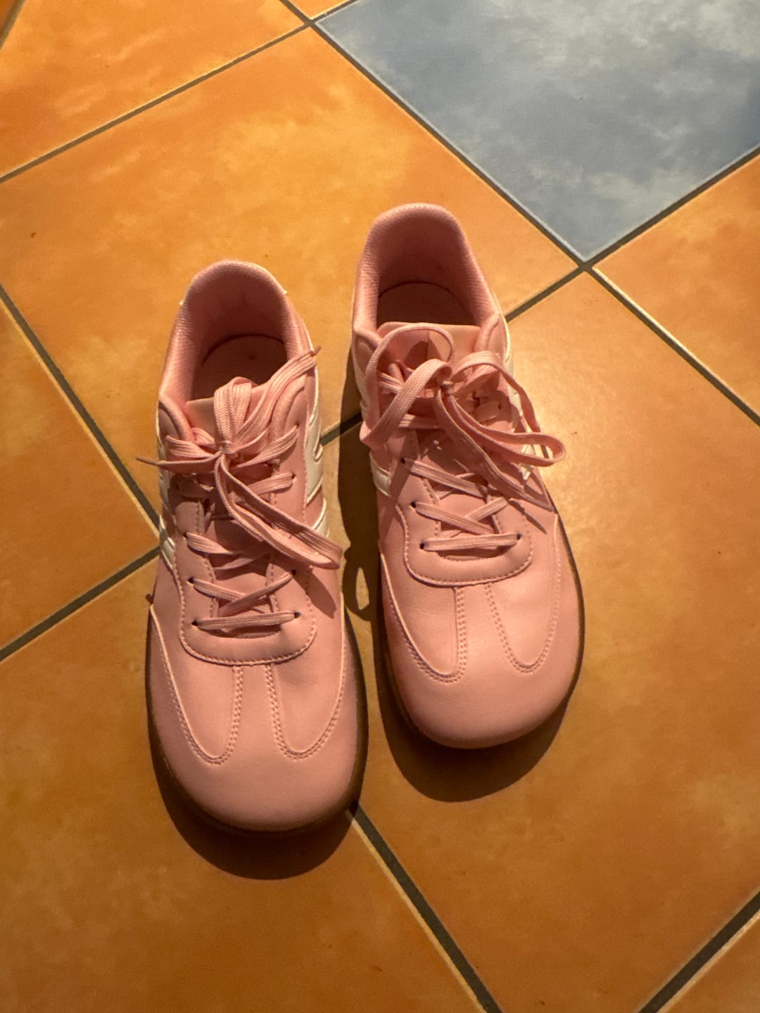 Customer photo review of Laurel - Breitfußschuh