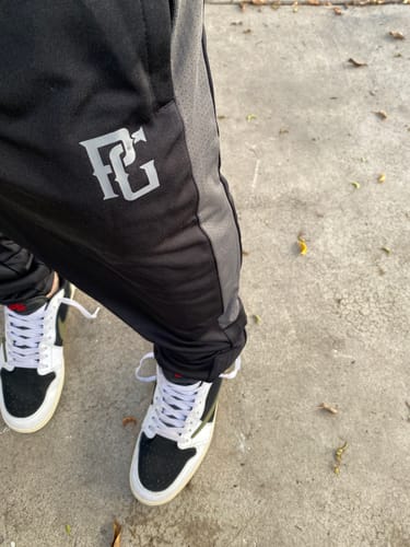 Customer photo review of WARNING TRACK PANT