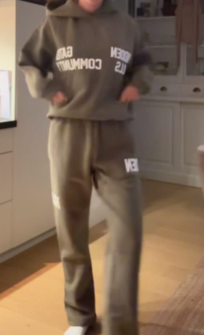 Customer photo review of GATED COMMUNITY HOODIE SAGE
