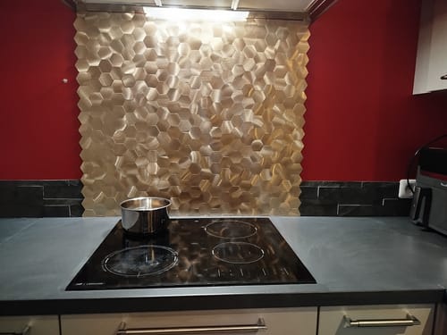 Customer photo review of Mosaïque Adhésive Or Luxe pour Crédence de Cuisine - Facile à Poser